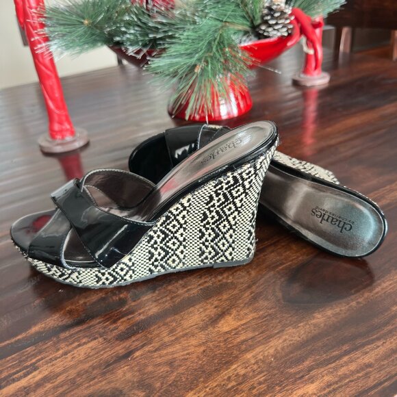 Charles by Charles David Black Patent Leather Wedge Sandals – Size 9.5 – 4" Snak - Picture 3 of 5